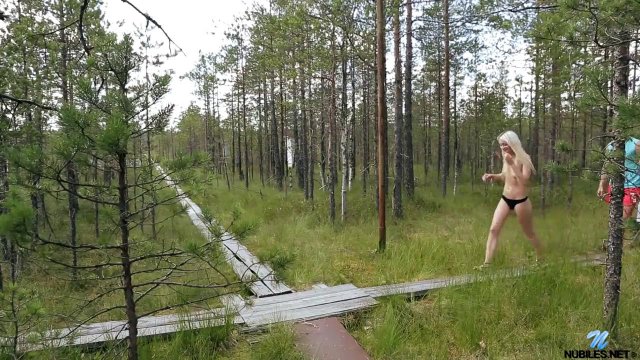 Превью Парочка устроила красивый секс на природе с оральными ласками № 14127