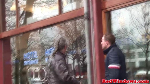 Превью Мужик нашел любовника для своей похотливой телочки № 15223