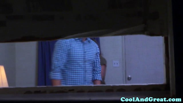 Превью Мужик трахнул уборщицу в номере гостиницы, не зная, что там есть камера № 15412