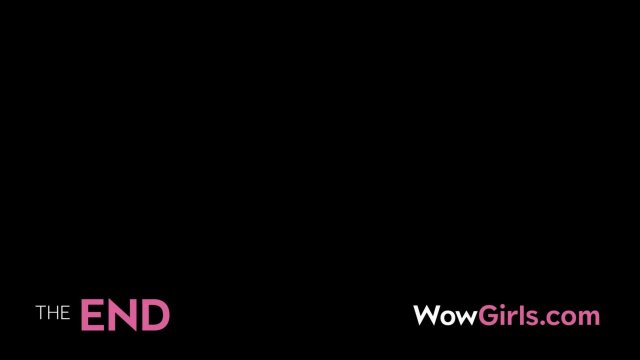 Превью Лесбиянки нежно лижут киски и стонут № 42284